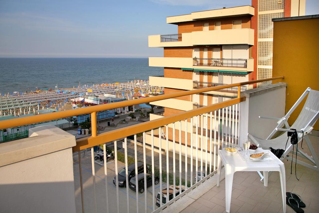 Hotel Patrizia ريتشيوني الغرفة الصورة
